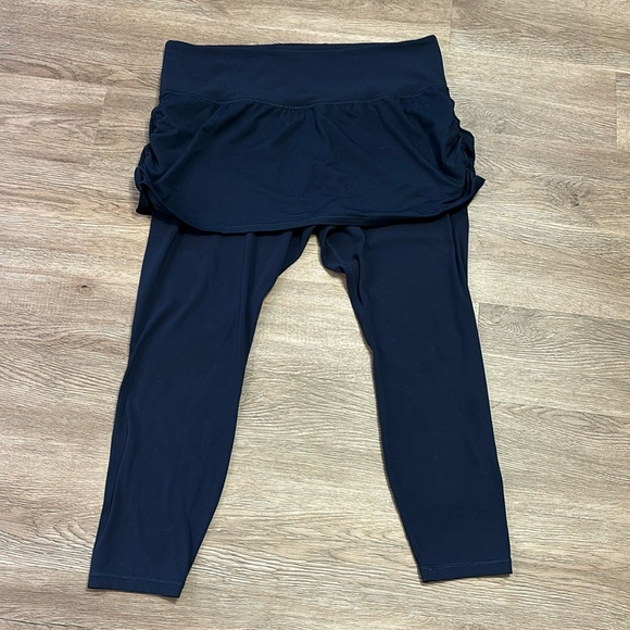 Athleta Pants - Athleta Elation 2 in 1 7/8 Tight. Size XL.